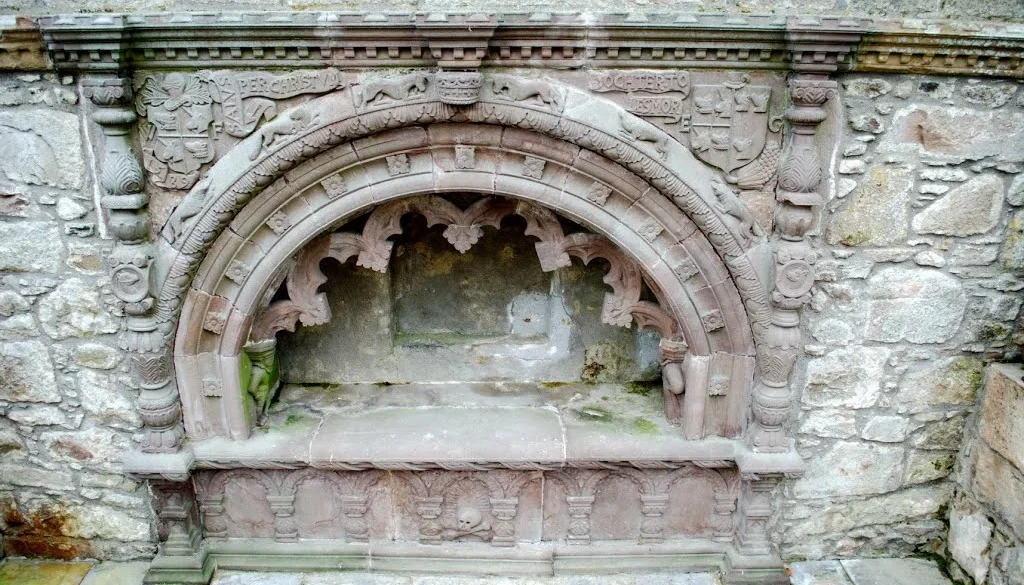 Tolquhon Tomb